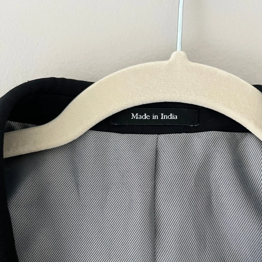 Pronto Uomo Classic Black Blazer - Picture 7 of 14